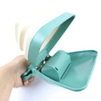 Ramasse-Crottes Pliable pour Chien avec 1 Rouleau de Sacs Biodégradables – Ramasseur de Déjections Hygiénique