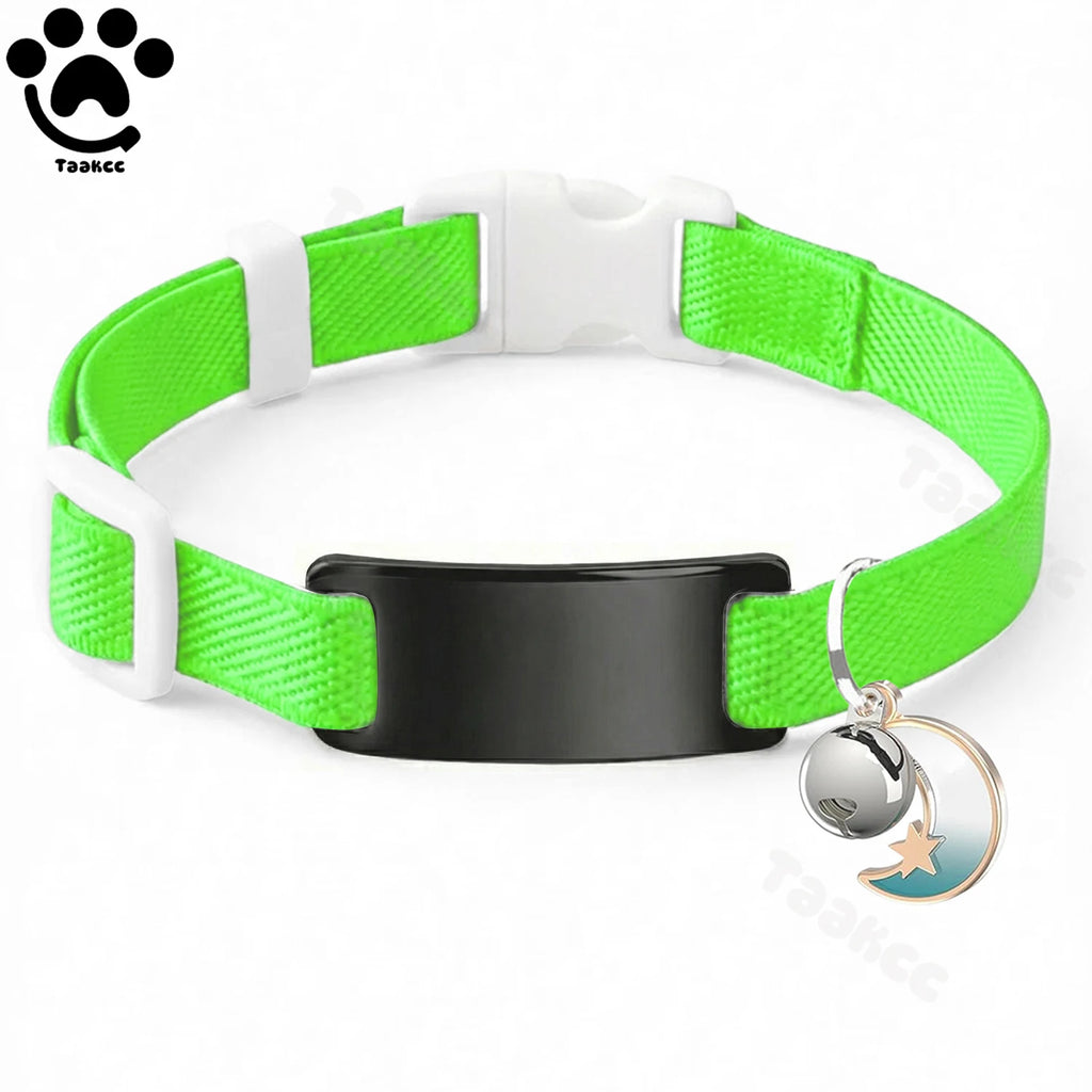 Collier Chat Élastique Personnalisé – Gravure Gratuite, Plaque ID, Clochette & Breloque Lune Anti-Fugue