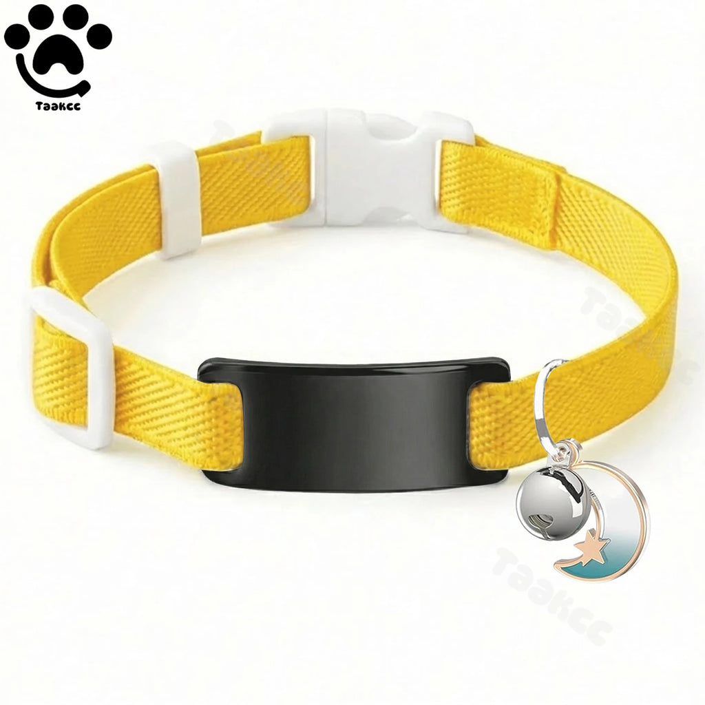 Collier Chat Élastique Personnalisé – Gravure Gratuite, Plaque ID, Clochette & Breloque Lune Anti-Fugue