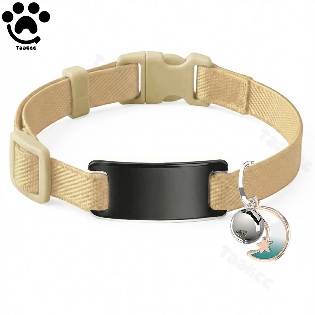 Collier Chat Élastique Personnalisé – Gravure Gratuite, Plaque ID, Clochette & Breloque Lune Anti-Fugue