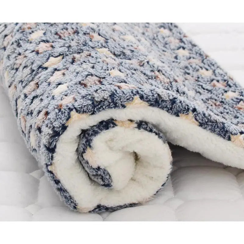 Tapis de Couchage pour Chat et Chien – Couverture Polaire Douce, Chaude, Lavable, Motif Ourson