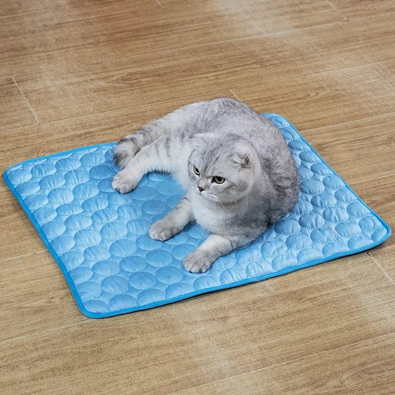 Tapis Rafraîchissant Été pour Chat et Chiot – Couverture Respirante en Maille pour Animaux, Chaton, Lit et Accessoires