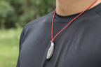Homme sifflet sans logo